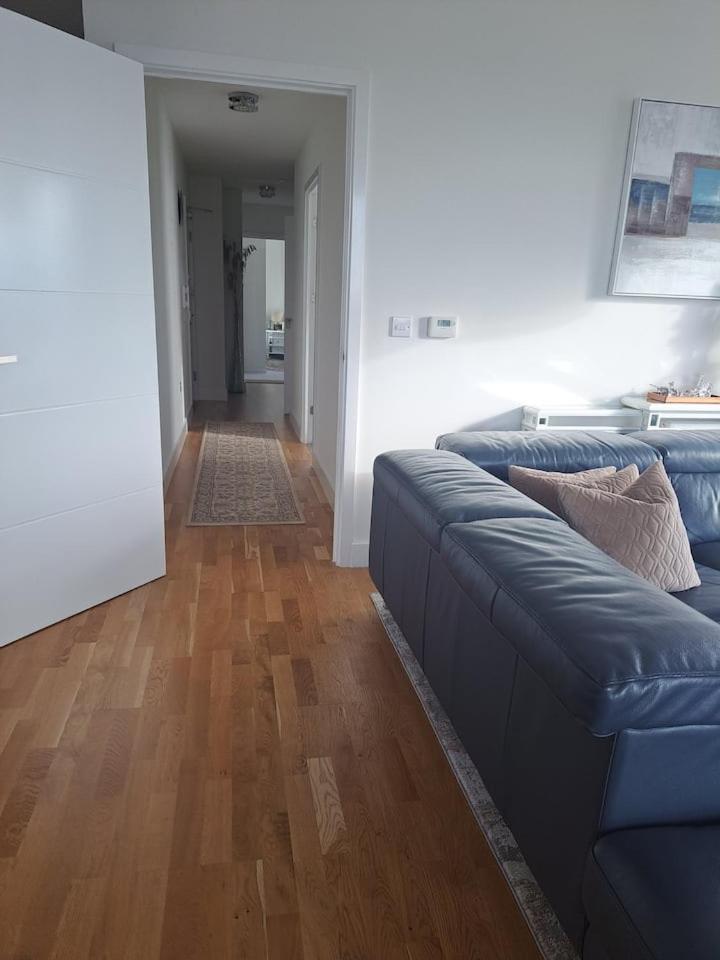 Cozy Double Room With Large En Suite Near Canary Wharf London With Amazing Views In A Shared Apartment ภายนอก รูปภาพ